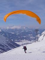 Paragliding Fluggebiet ,,Nebelhorn März 05
Ist das nicht ein Panorama?!